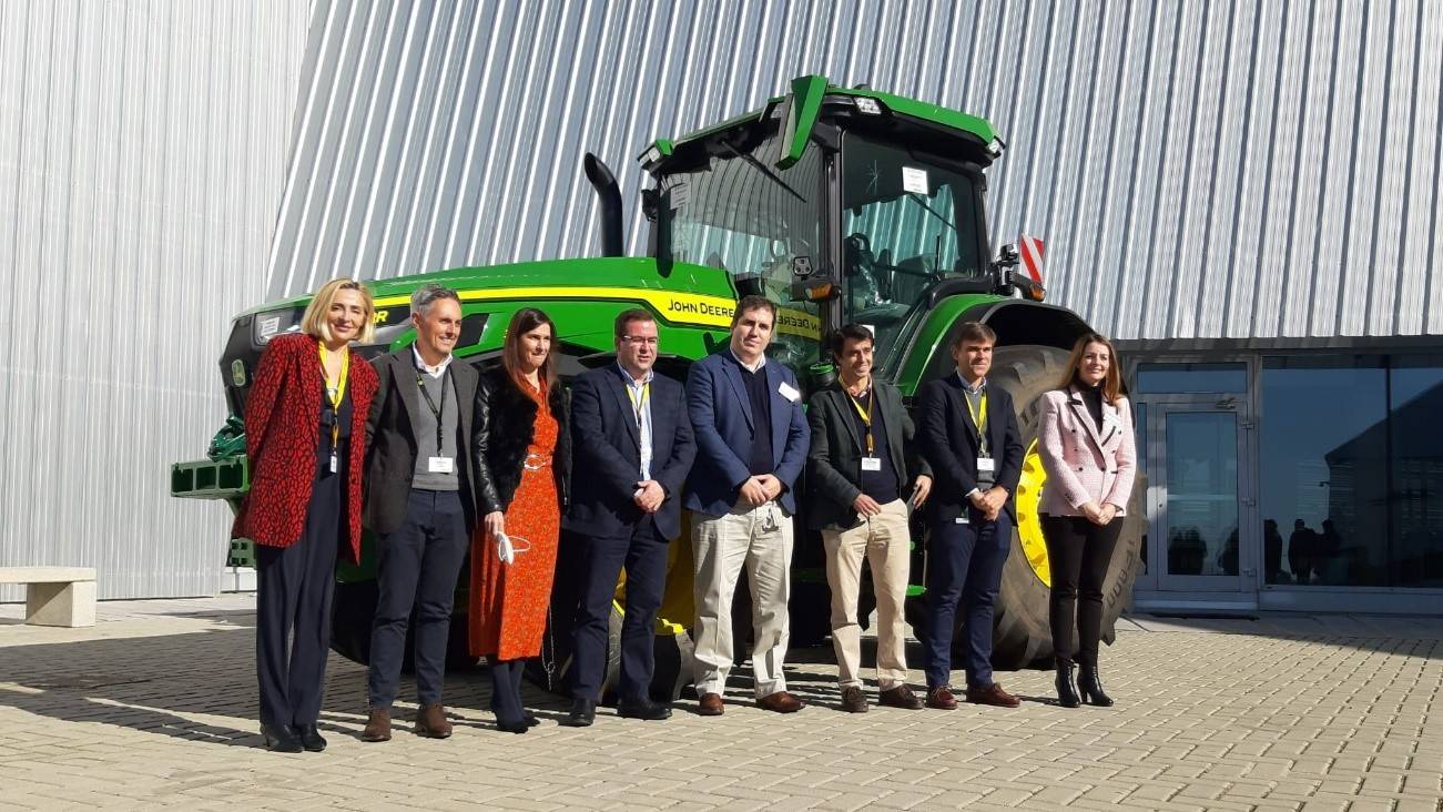 john-deere-iberica-nuevo-centro-innovacion|eduardo-martinez-ubago